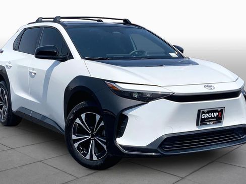 Used 2024 Toyota bZ4X FWD w/ Weather Package image 2
