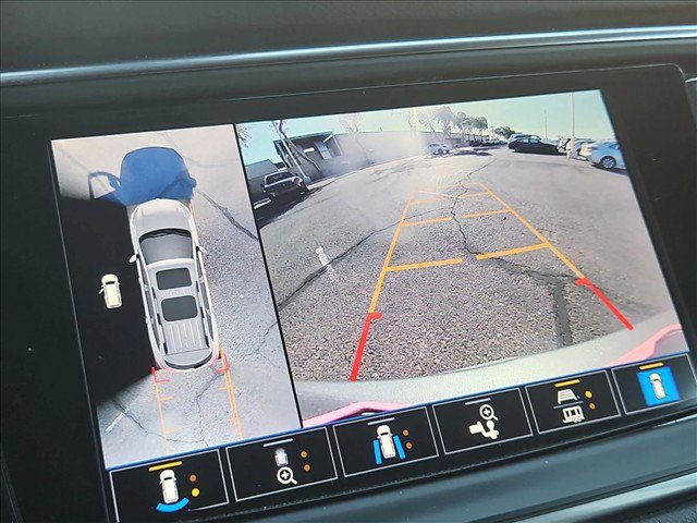 Used 2023 Buick Enclave Avenir w/ Avenir Technology Package AWD/4WD image 19