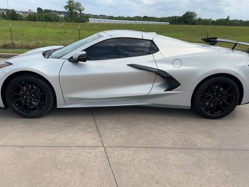 Used 2024 Chevrolet Corvette Stingray Premium Conv w/ Battery Protection Package RWD image 6