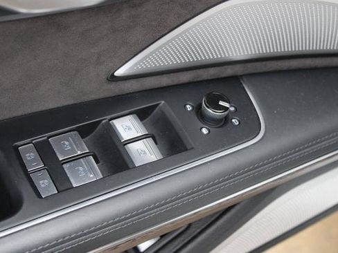 Used 2019 Audi A8 L 3.0T image 24