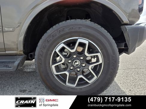Used 2025 Ford Bronco Outer Banks AWD/4WD image 32