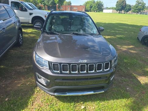 Used 2020 Jeep Compass Limited AWD/4WD image 2