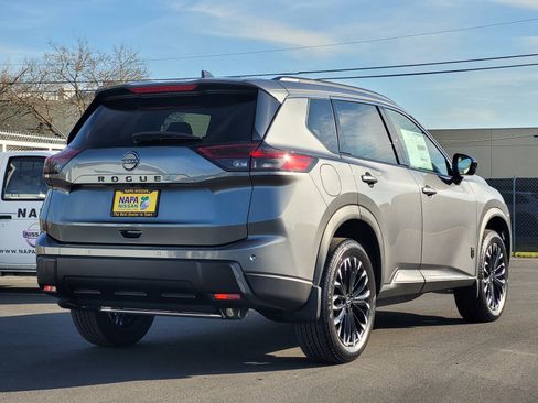 New 2026 Nissan Rogue SV image 5