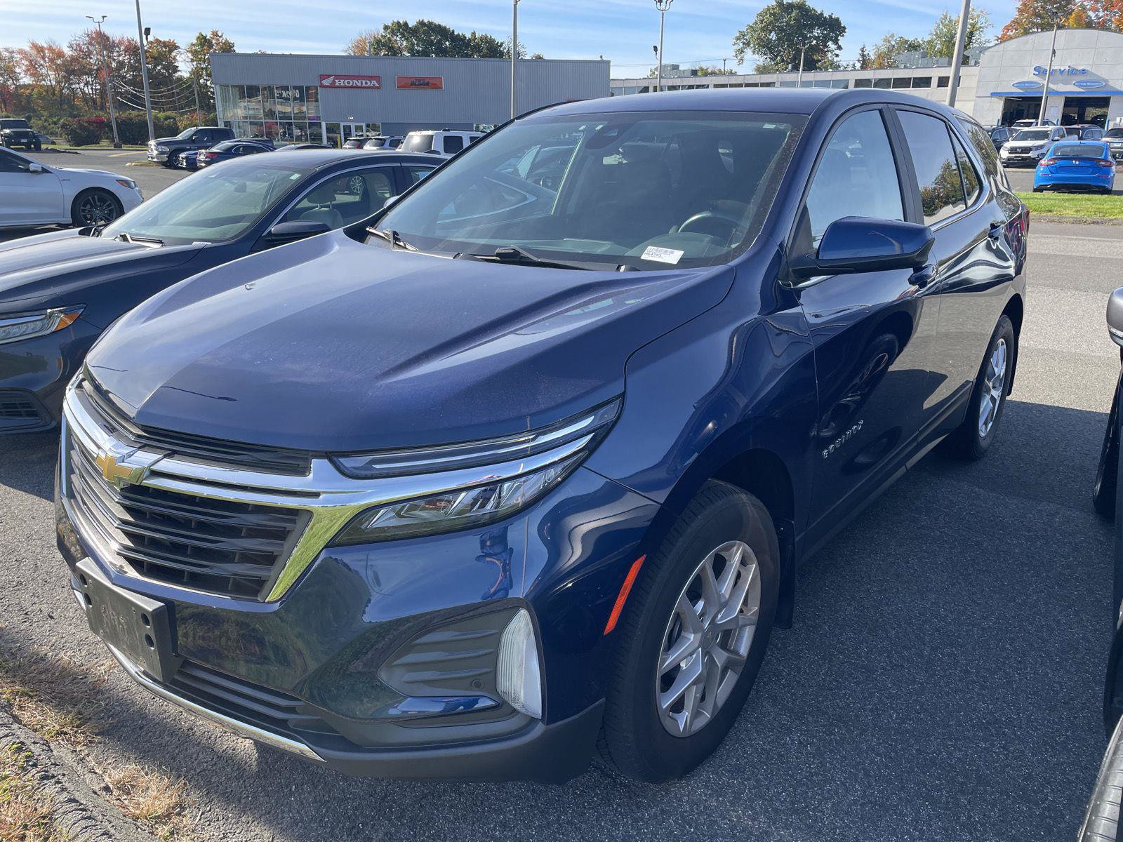 Used 2022 Chevrolet Equinox LT AWD/4WD image 3