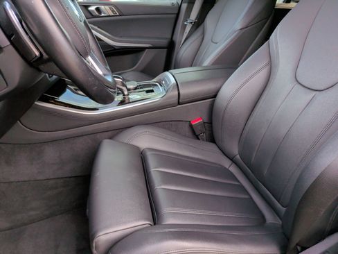 Used 2019 BMW X5 xDrive40i w/ Convenience Package image 26