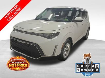 Used 2023 Kia Soul LX w/ LX Technology Package
