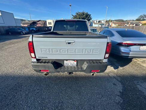 Certified 2025 Honda Ridgeline RTL+ image 4