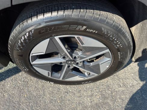 Used 2025 Hyundai Tucson SEL FWD image 27