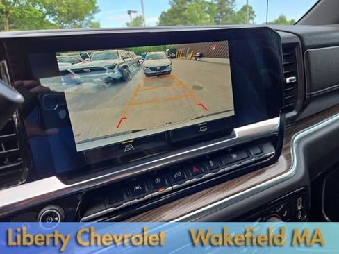 Used 2023 Chevrolet Silverado 1500 LT AWD/4WD image 10