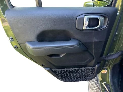 Used 2021 Jeep Wrangler Unlimited Sahara w/ LED Lighting Group AWD/4WD image 27