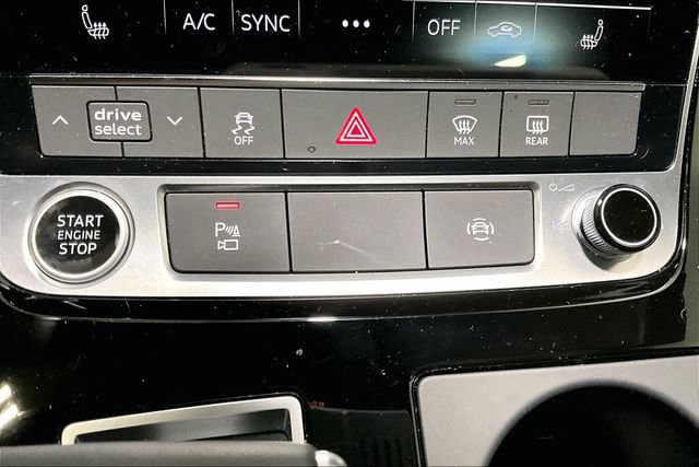 Certified 2026 Audi Q7 2.0T Premium AWD/4WD image 17