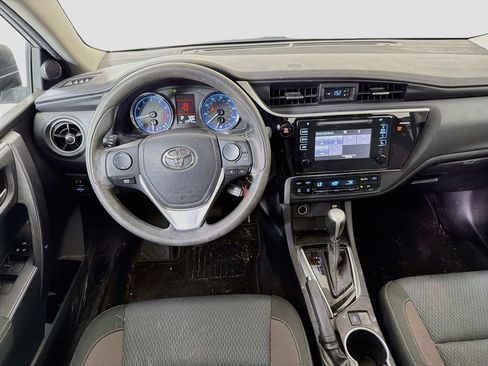 Used 2017 Toyota Corolla LE w/ Carpet Mat Package (TMS) FWD image 23