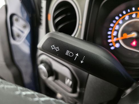 Used 2025 Jeep Gladiator Mojave image 33