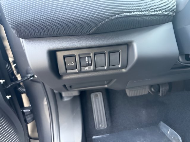 New 2026 Subaru Outback Limited AWD/4WD image 8