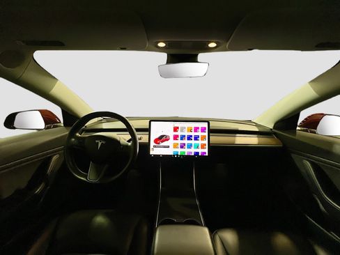 Used 2018 Tesla Model 3 Long Range image 17