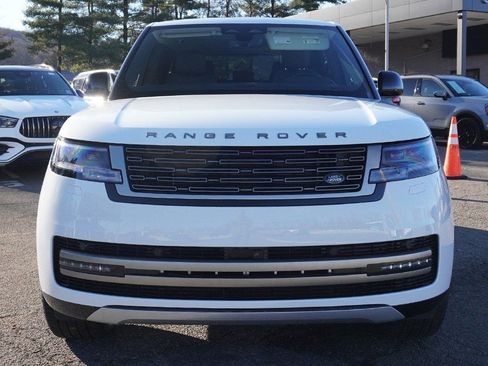Used 2025 Land Rover Range Rover SE AWD/4WD image 13