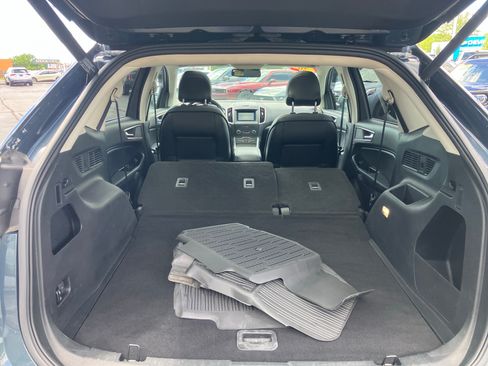 Used 2019 Ford Edge SEL w/ Equipment Group 201A AWD/4WD image 12