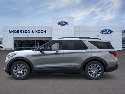 Used 2026 Ford Explorer Active w/ Active Comfort Package AWD/4WD image 3
