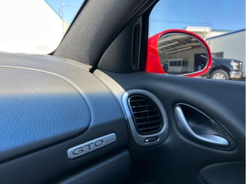 Used 2005 Pontiac GTO Coupe 2D image 36