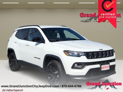 Used 2025 Jeep Compass Latitude w/ Convenience Group