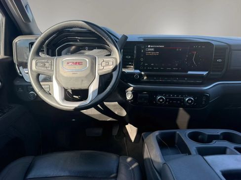 Used 2025 GMC Sierra 1500 SLT AWD/4WD image 20