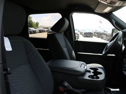 New 2026 RAM 2500 Tradesman AWD/4WD image 19
