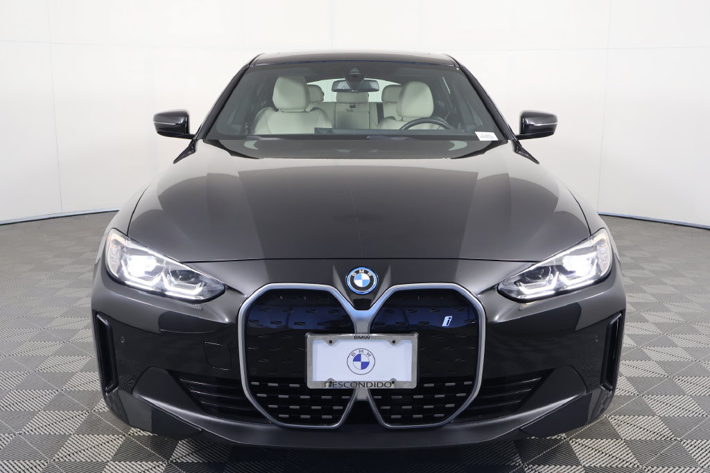 Used 2024 BMW i4 eDrive35 w/ Premium Package RWD image 2