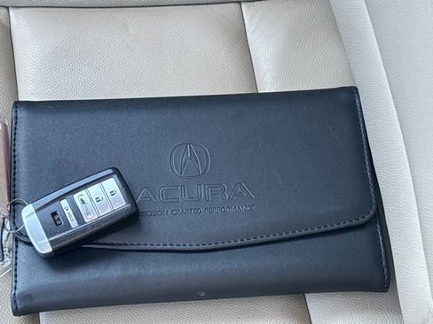 Used 2019 Acura MDX SH-AWD image 9