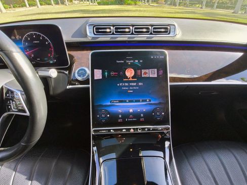 Used 2023 Mercedes-Benz S 500 4MATIC image 22