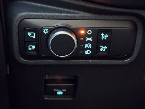 Used 2024 Ford Bronco Badlands image 31