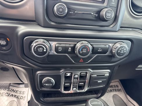 Used 2020 Jeep Gladiator Sport w/ Quick Order Package 24S AWD/4WD image 25