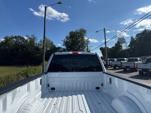 New 2026 Ford F350 Lariat image 22