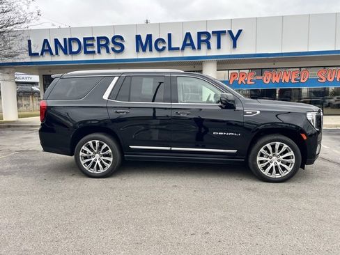 Used 2022 GMC Yukon Denali image 3