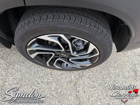 Used 2024 Chevrolet TrailBlazer RS w/ Convenience Package AWD/4WD image 26
