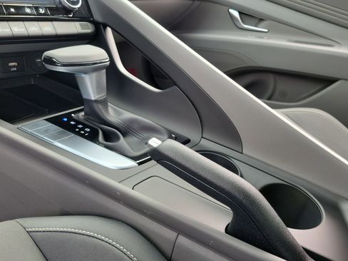 New 2025 Hyundai Elantra Sport w/ Cargo Package image 29