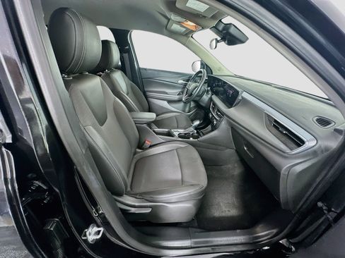Used 2025 Buick Encore GX Preferred FWD image 32