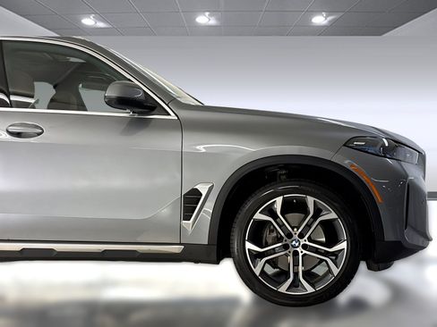 Used 2026 BMW X5 sDrive40i w/ Premium Package RWD image 36