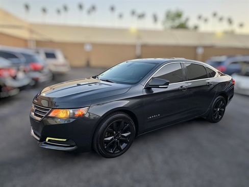 Used 2018 Chevrolet Impala LT image 2