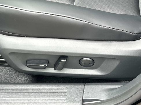 New 2026 Nissan Rogue Dark Armor AWD/4WD image 16