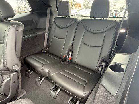 Used 2024 Cadillac XT6 Sport image 21