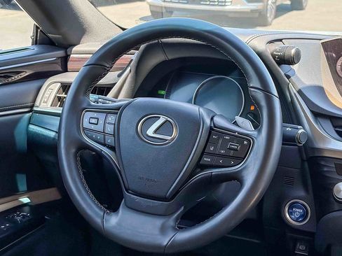 Used 2021 Lexus ES 300h w/ Premium Package FWD image 14