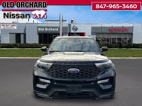 Used 2023 Ford Explorer ST-Line w/ Class IV Trailer Tow Package image 2