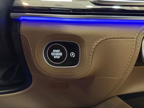 Certified 2025 Mercedes-Benz GLS 580 4MATIC image 24