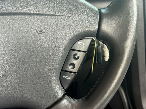 Used 2002 Ford Thunderbird RWD image 27