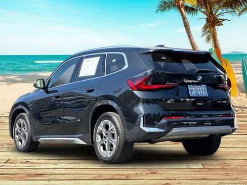 Used 2024 BMW X1 xDrive28i w/ Convenience Package AWD/4WD image 4