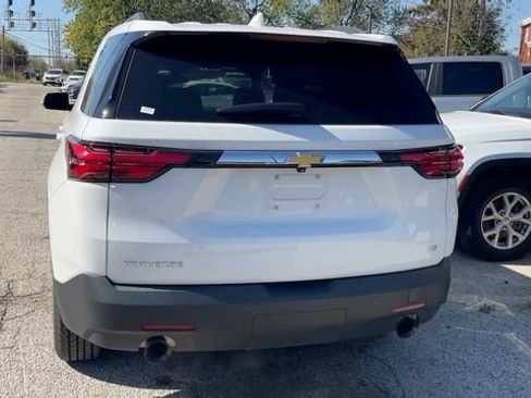 Used 2023 Chevrolet Traverse LT image 24