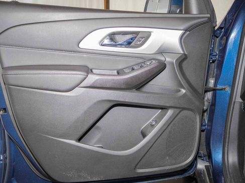 Certified 2023 Chevrolet Traverse LT image 10