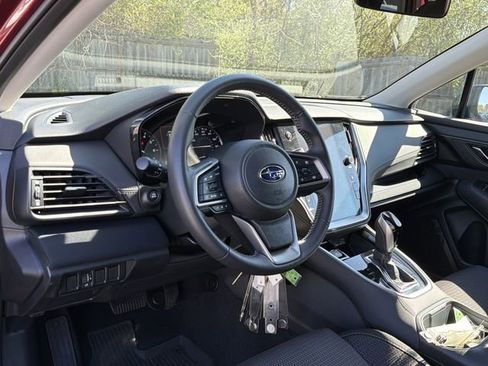Used 2025 Subaru Outback Premium image 10