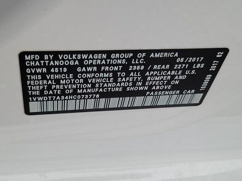 Used 2017 Volkswagen Passat 1.8T R-Line FWD image 32