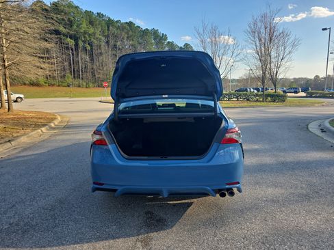 Used 2023 Toyota Camry SE image 12